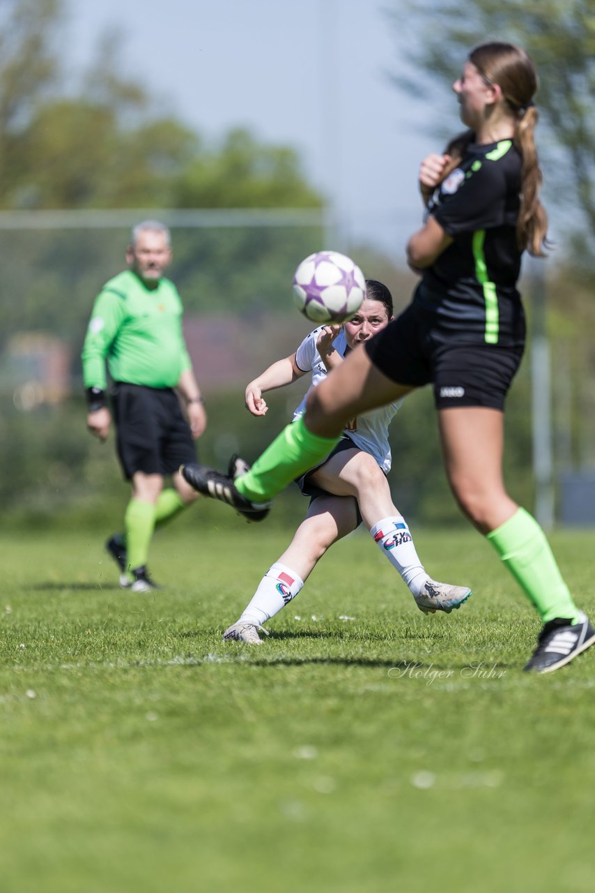 Bild 199 - wBJ SV Henstedt Ulzburg - FSG Oldendorf Itzehoe : Ergebnis: 6:3